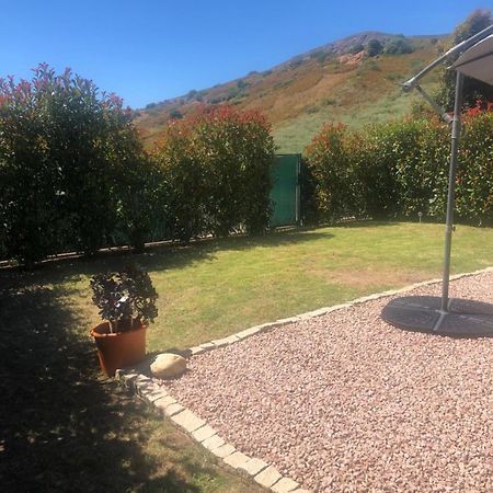 Mini-villa mitoyenne de type F2 proche Golfe de Lava Appietto Esterno foto