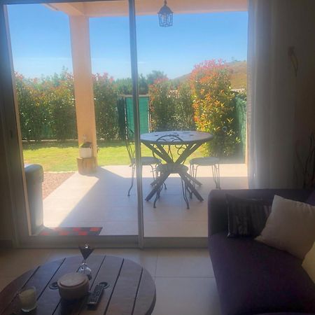 Mini-villa mitoyenne de type F2 proche Golfe de Lava Appietto Esterno foto