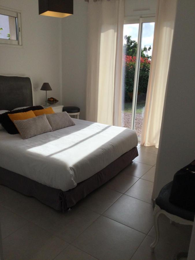Mini-villa mitoyenne de type F2 proche Golfe de Lava Appietto Esterno foto