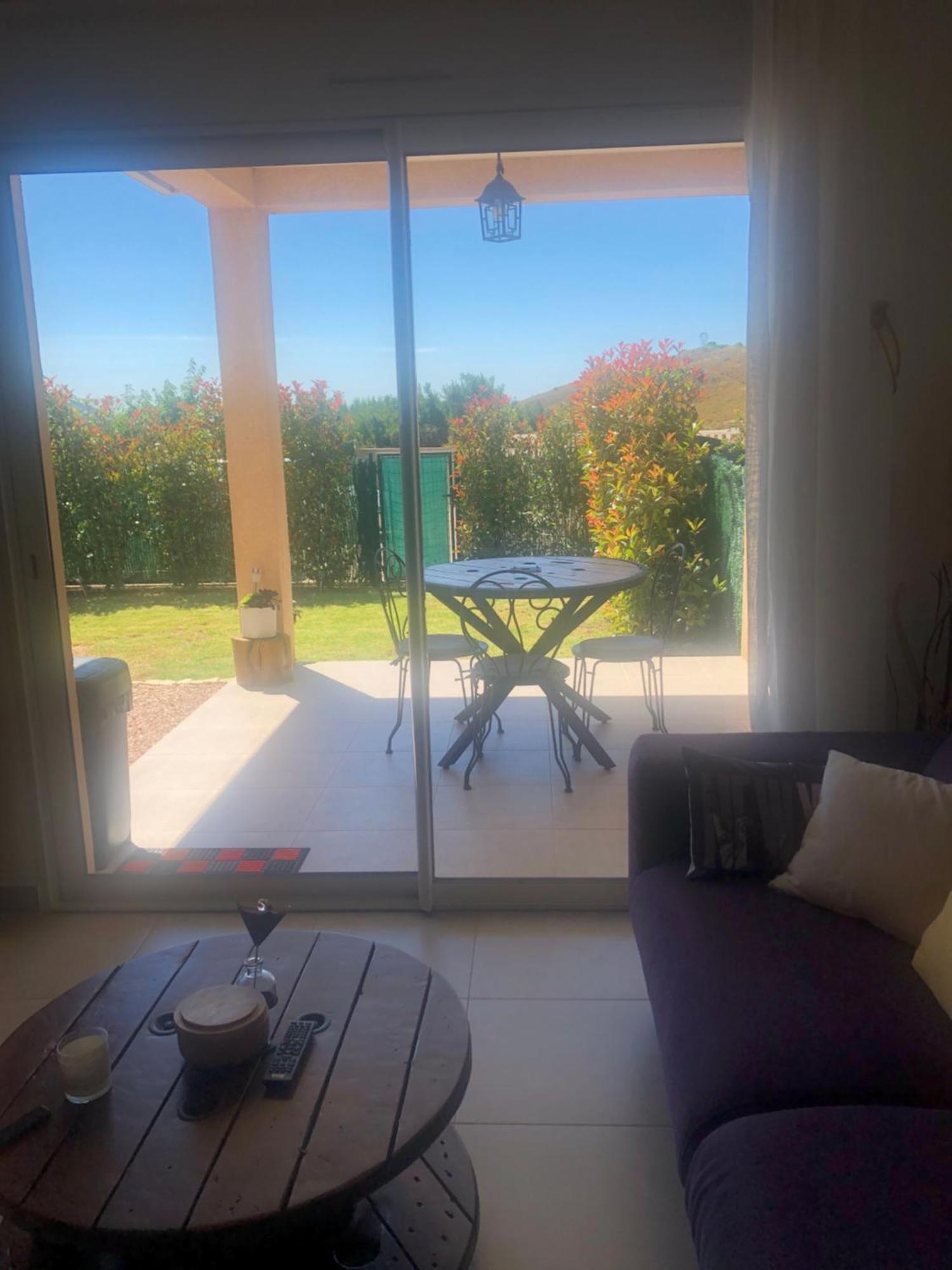 Mini-villa mitoyenne de type F2 proche Golfe de Lava Appietto Esterno foto